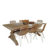 Farm table