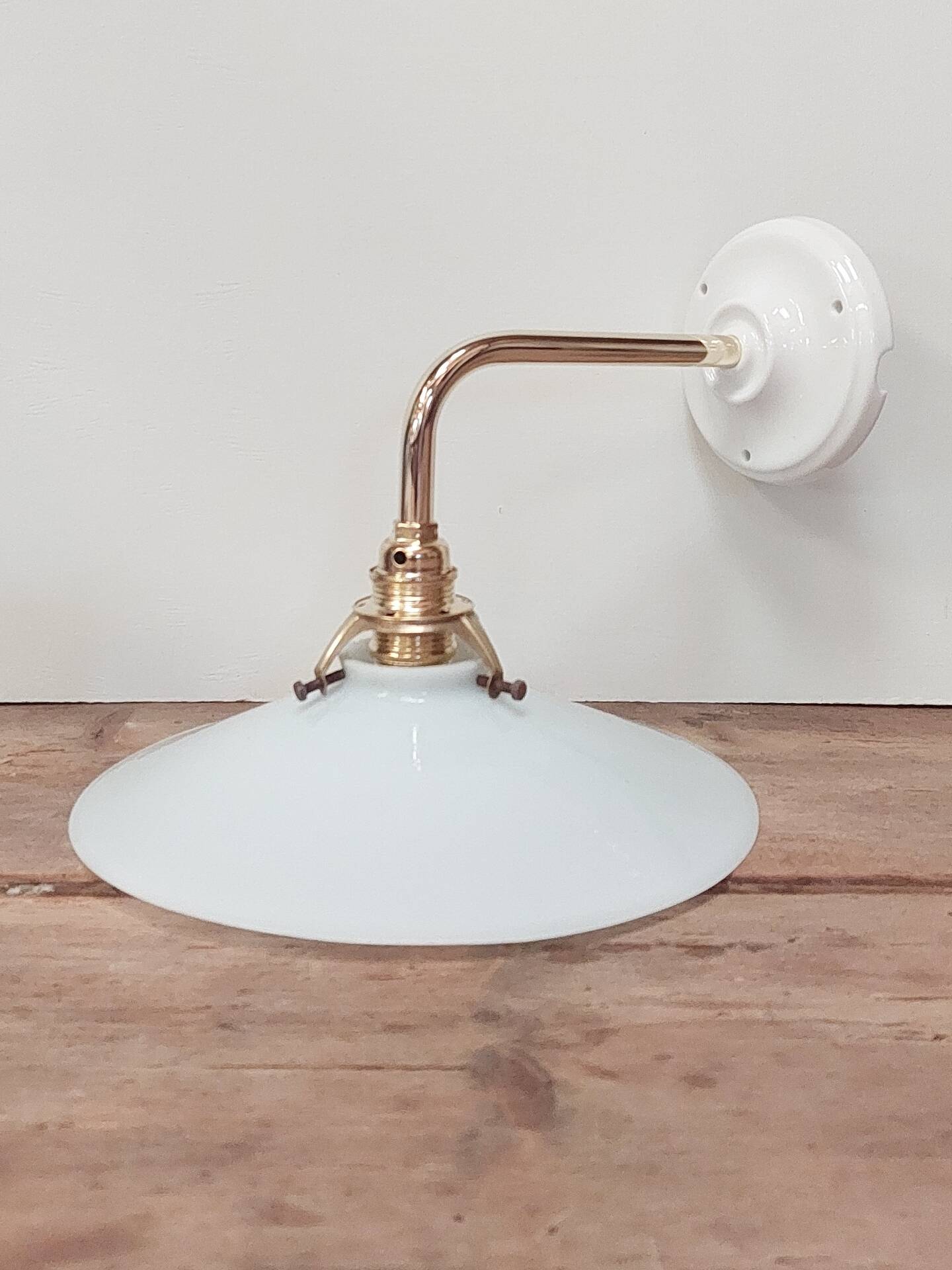 Vintage lampshade in white opaline