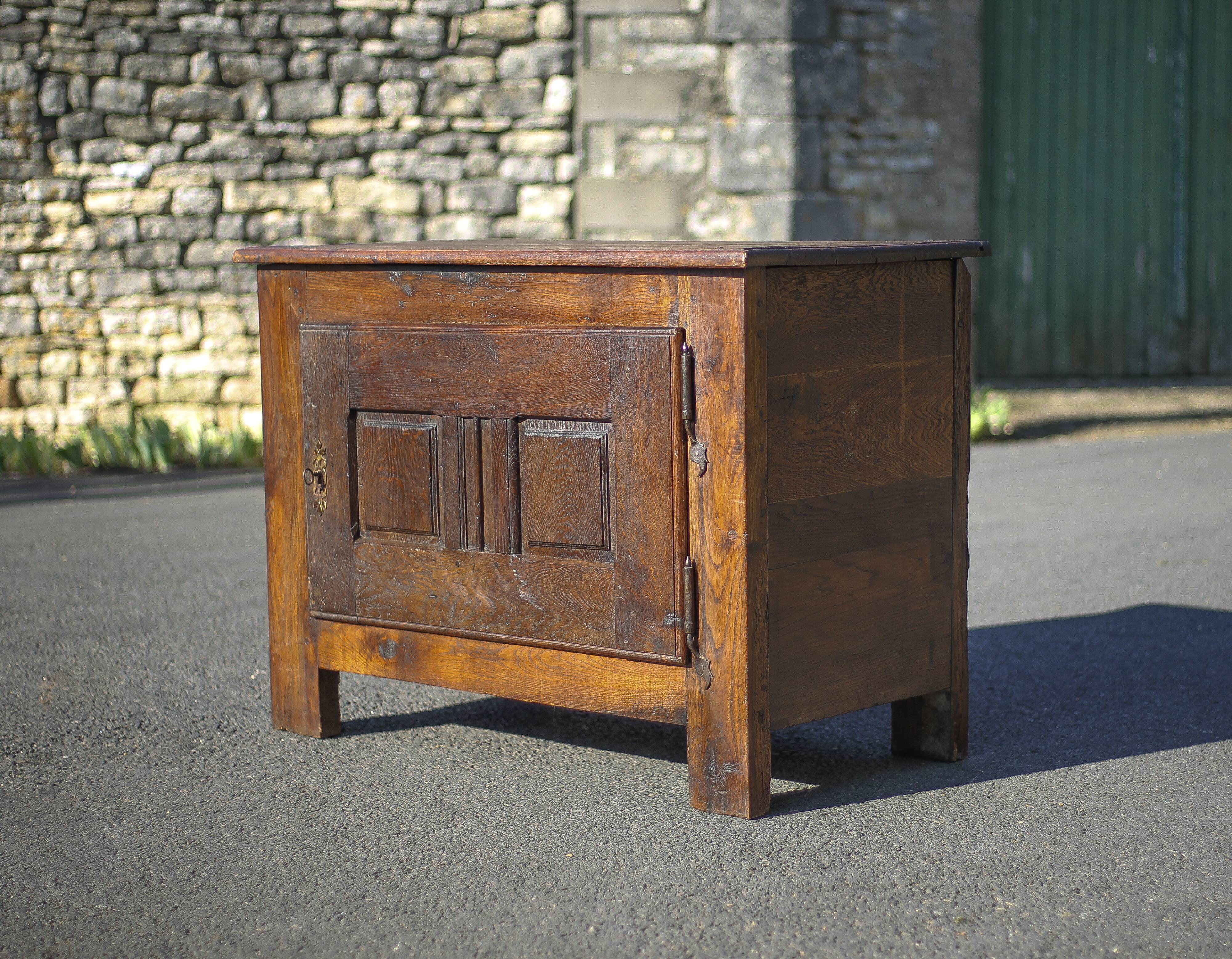Antique wooden furniture, jam cabinet, walnut wood furniture, storage furniture, interior decoration