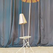 Lampadaire vintage dans le goût de Mathieu Matégot