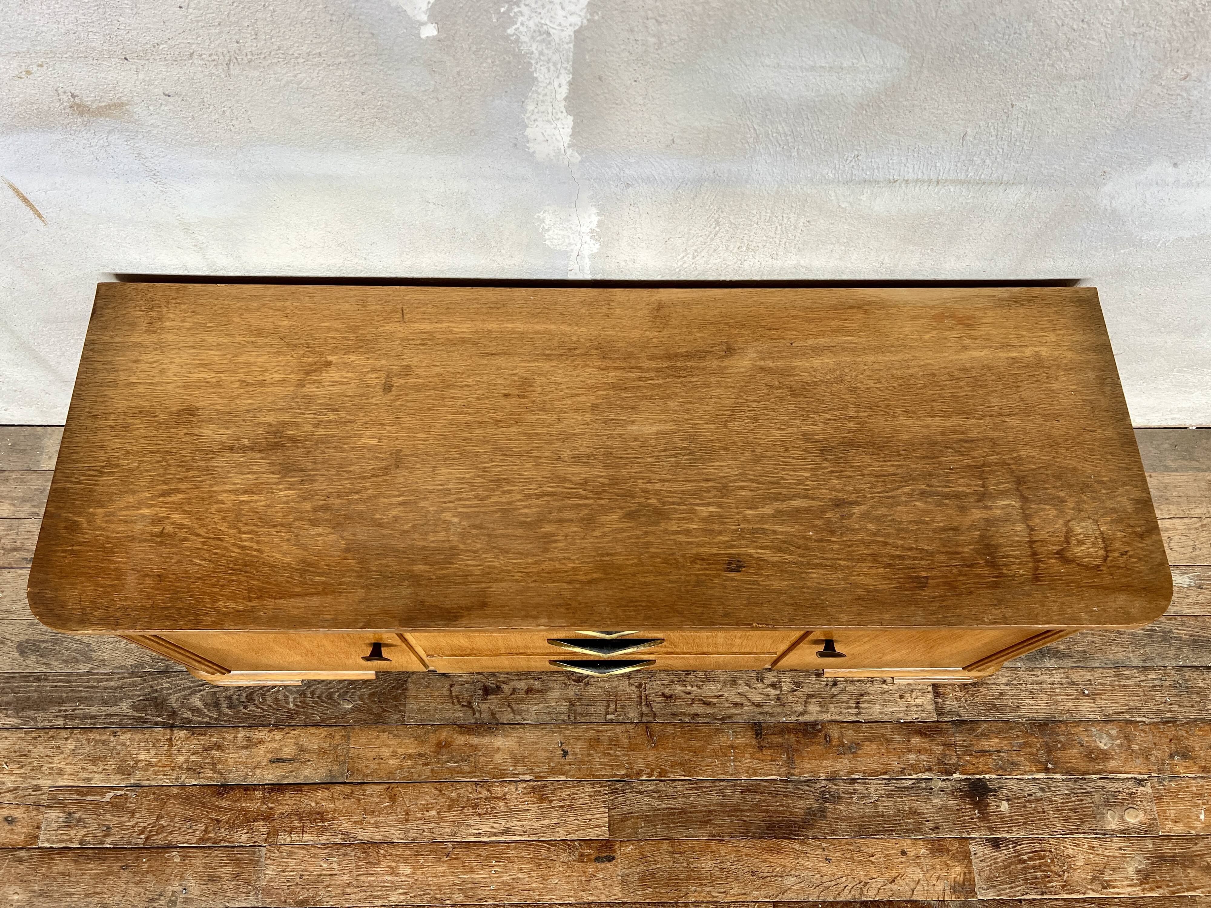 Vintage art deco style hifi TV unit