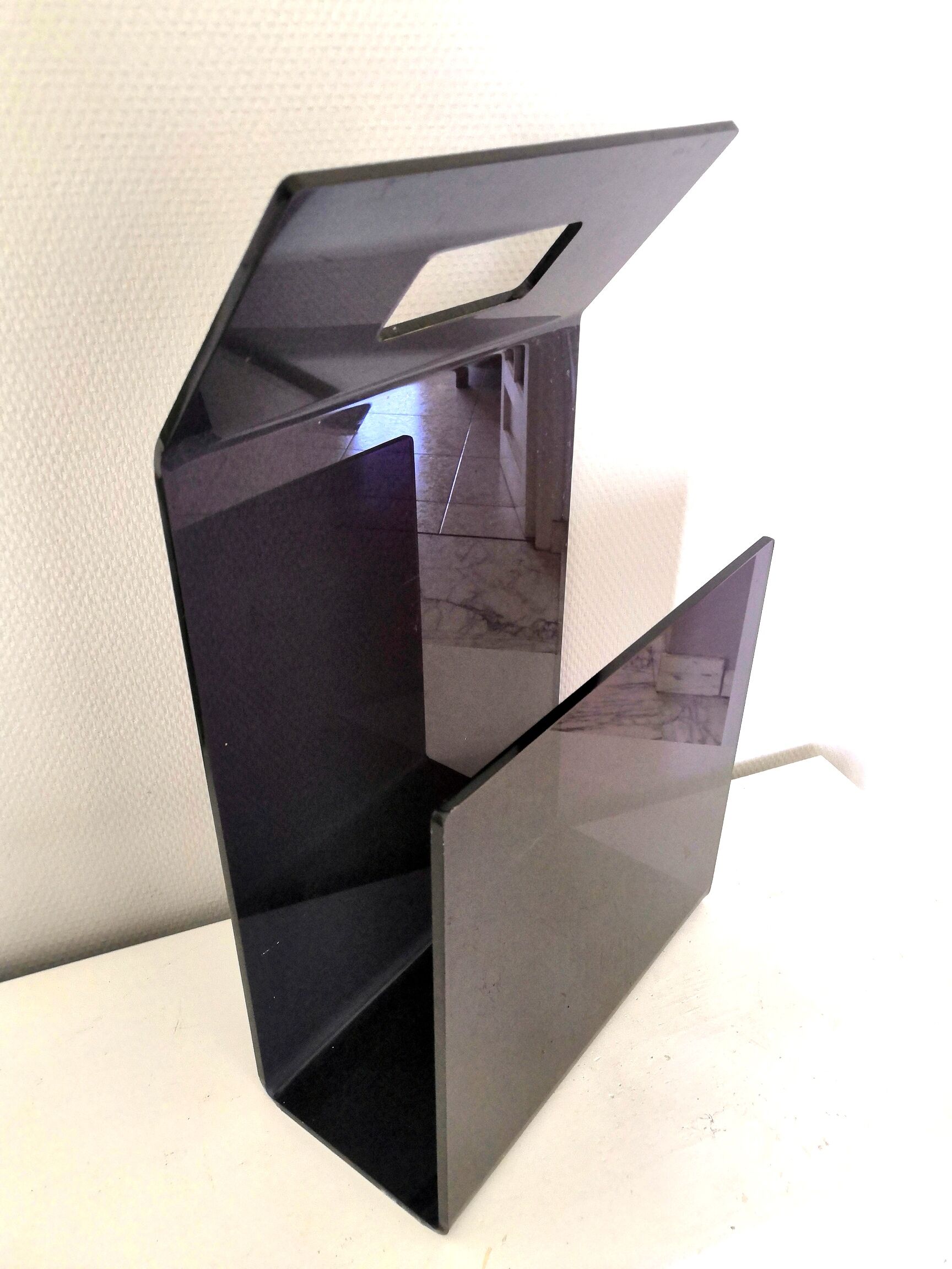 Plexiglas design review door