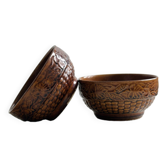 English ceramic bowls.