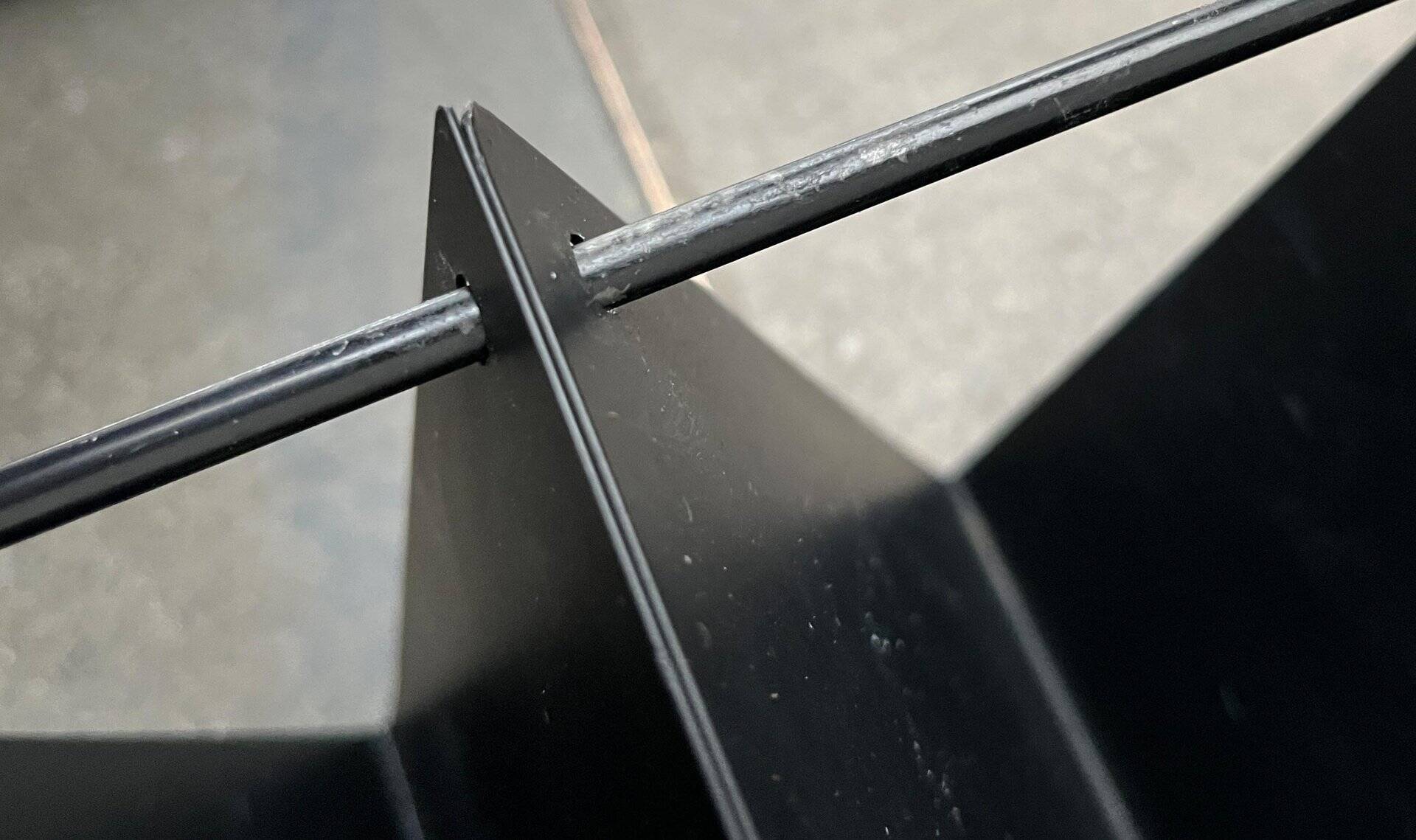 Postmodern Italian metal magazine rack, 1980s