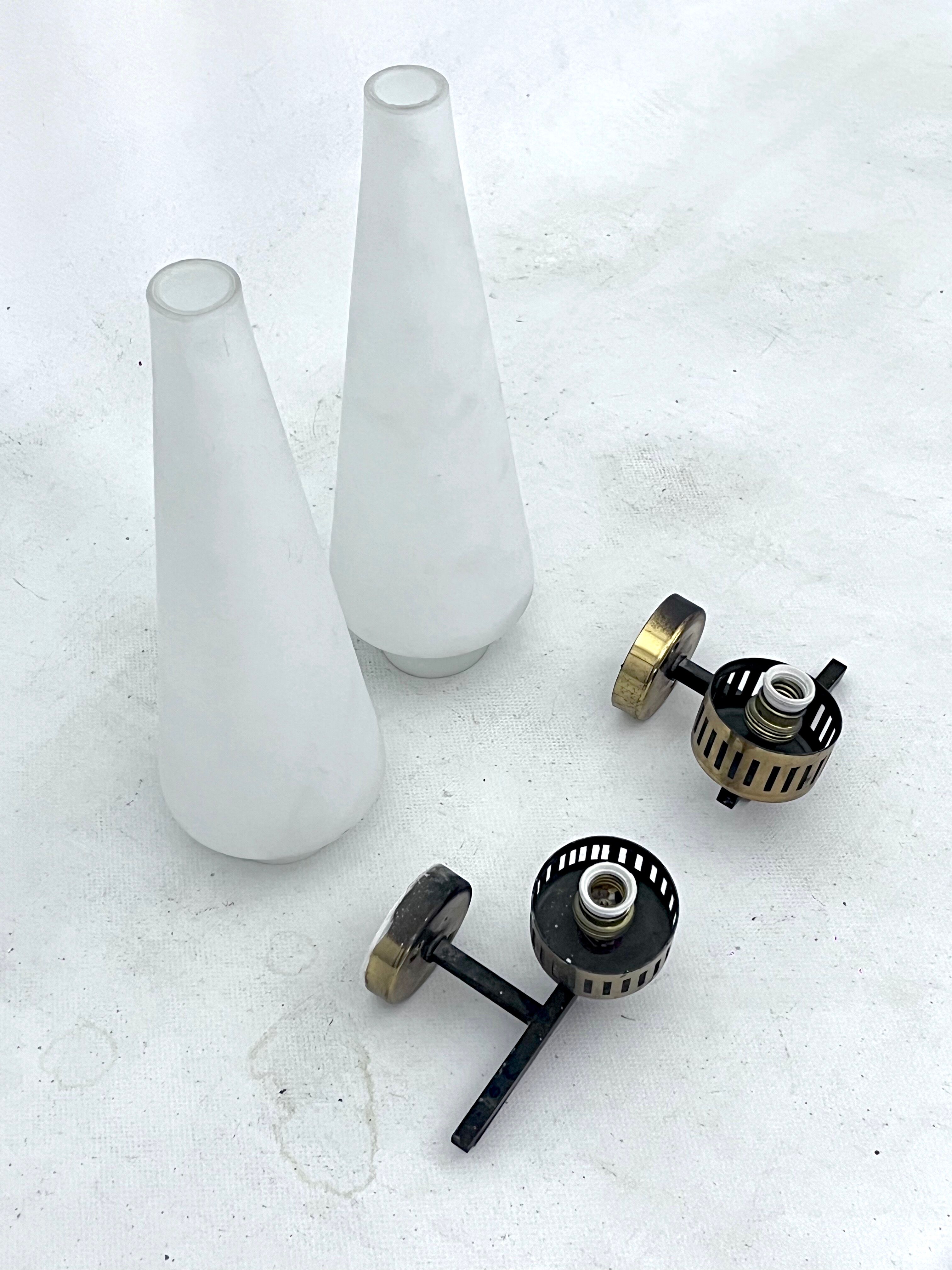 Mid-Century pair of sconces, Italy 1950s