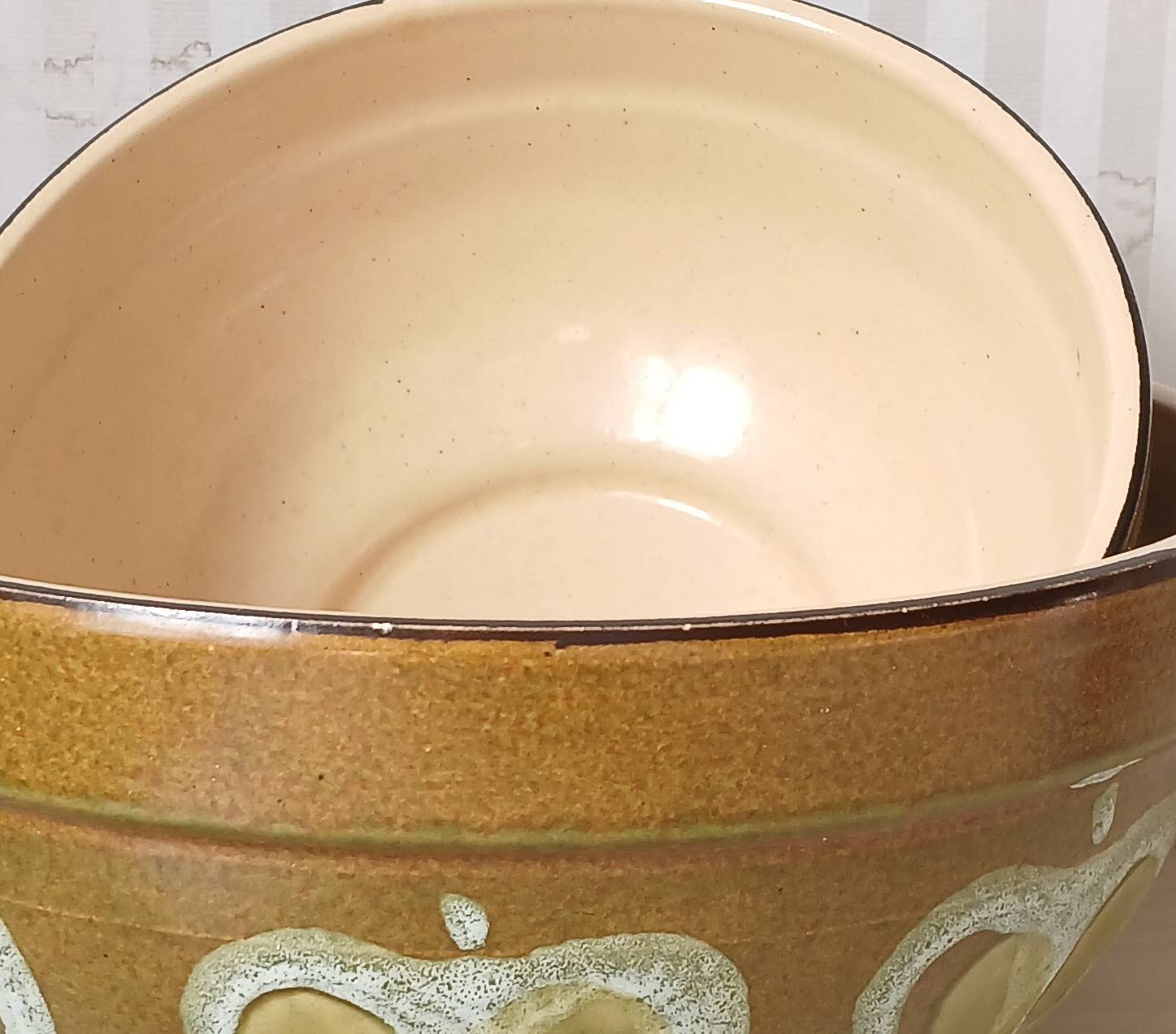 2 glazed ceramic salad bowls, stylized apples, 1970