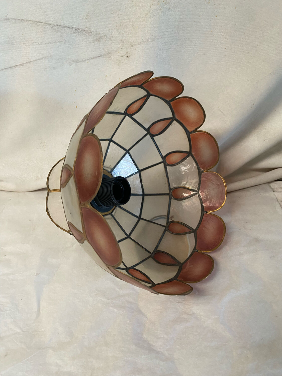 Vintage mother-of-pearl pendant lamp