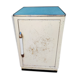 Meuble armoire de cuisine métallique