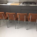 Lot of chairs 70