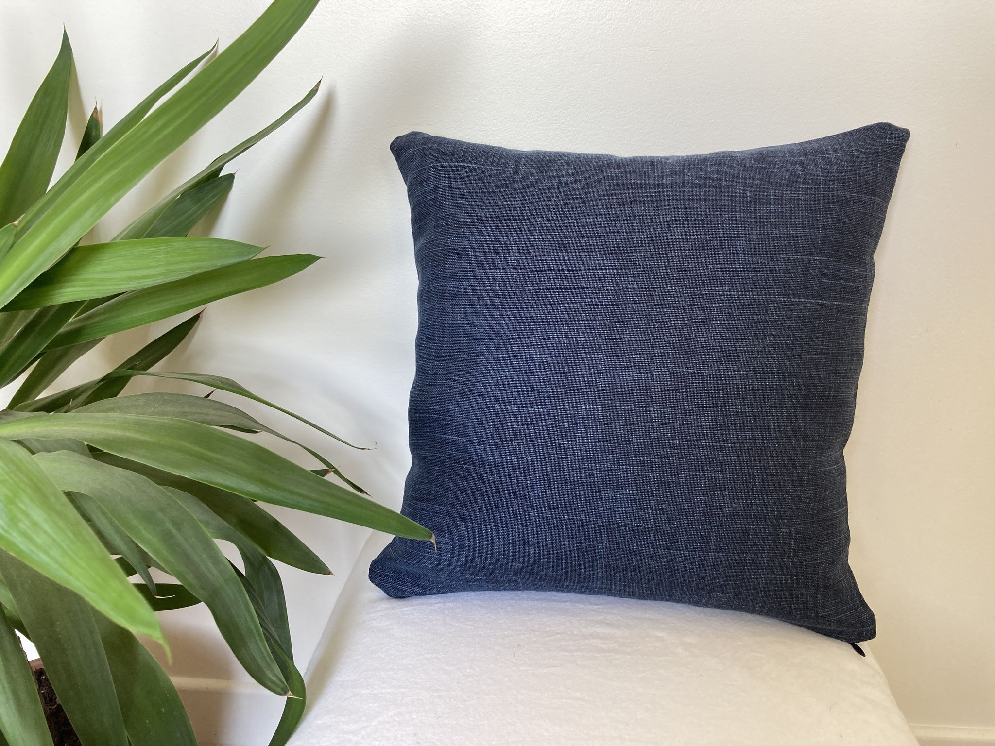 Coussin lin bleu marine