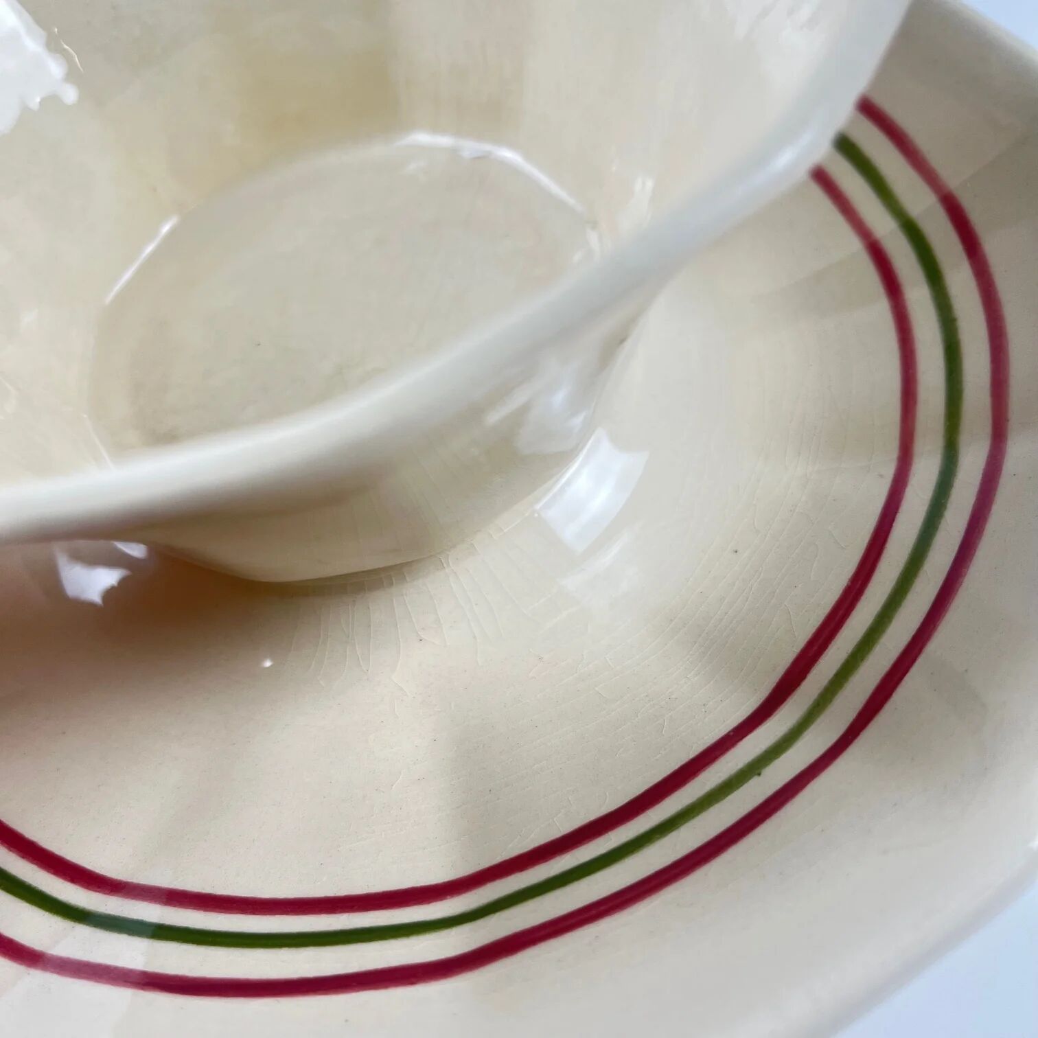 Sauceboat "Armelle", Sarreguemines, late 19th - early 20th century