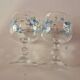 lot de 2 petits verres a pied vintage a petites fleurs bleues arcopal model