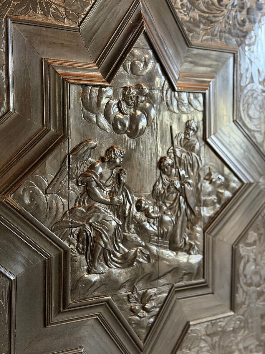 Large Louis XIII cabinet in ebony veneer, 17th century