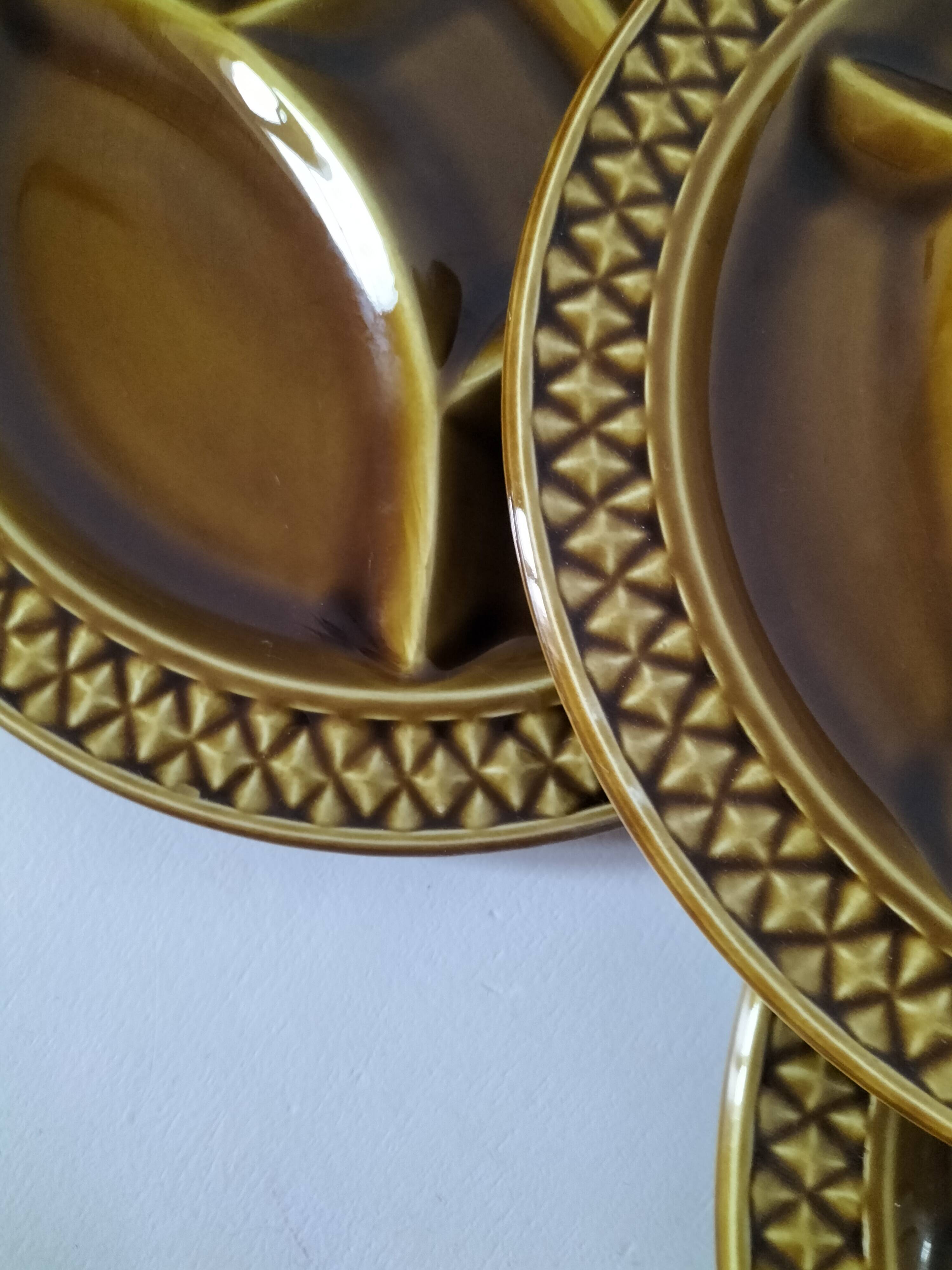 Ensemble de 4 assiettes compartimentées Digoin Sarreguemines