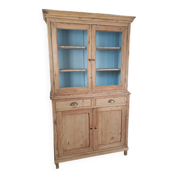 Old country dresser