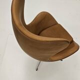 Arne Jacobsen Egg chair by Fritz Hansen