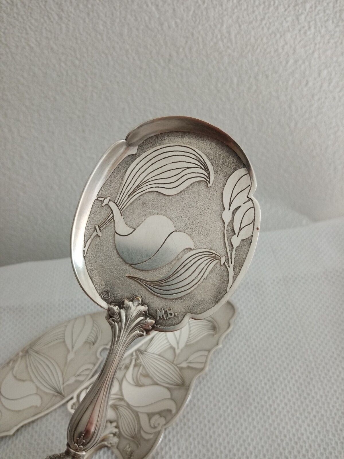 Cutlery with minerva silver handle