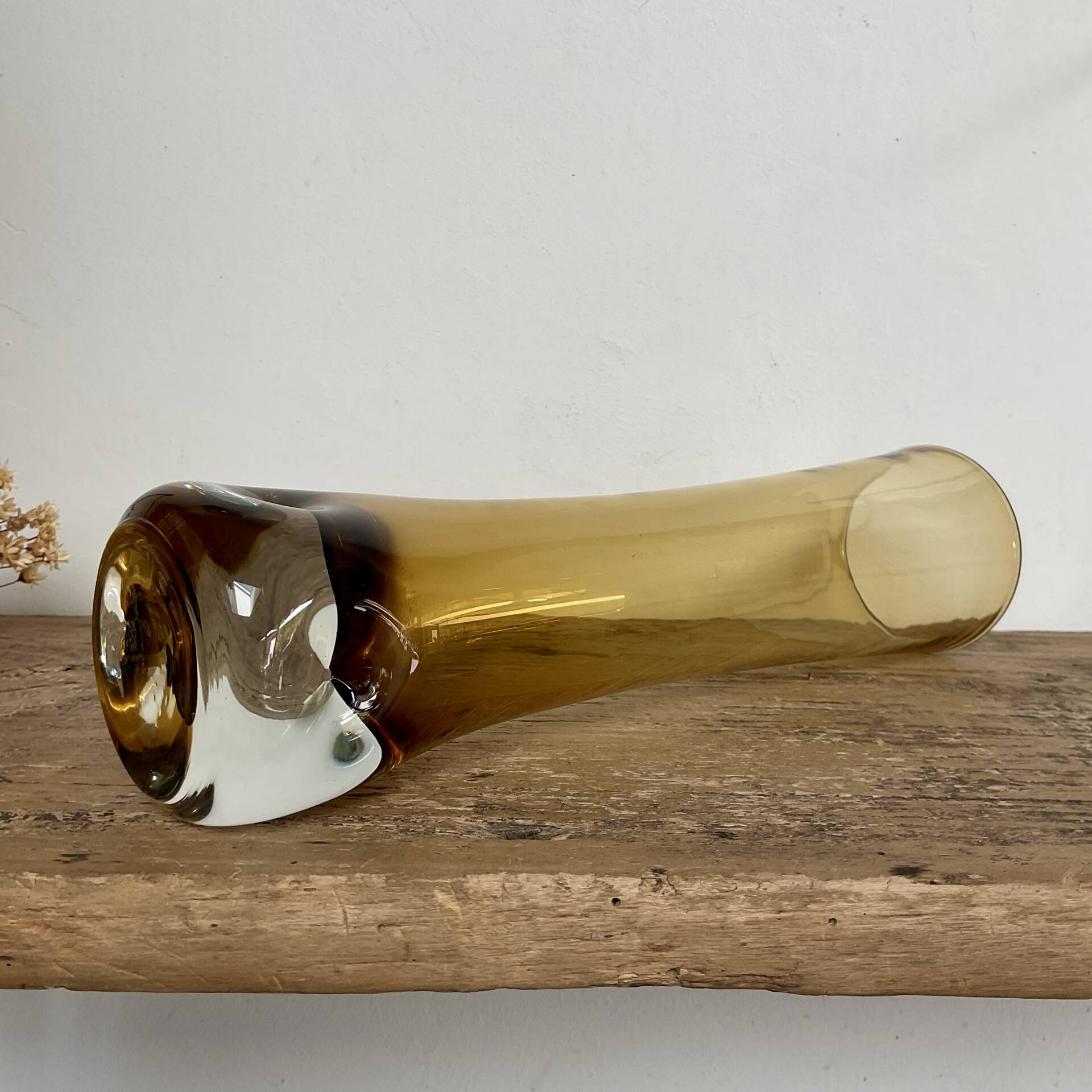 Vase verre soufflé ambre