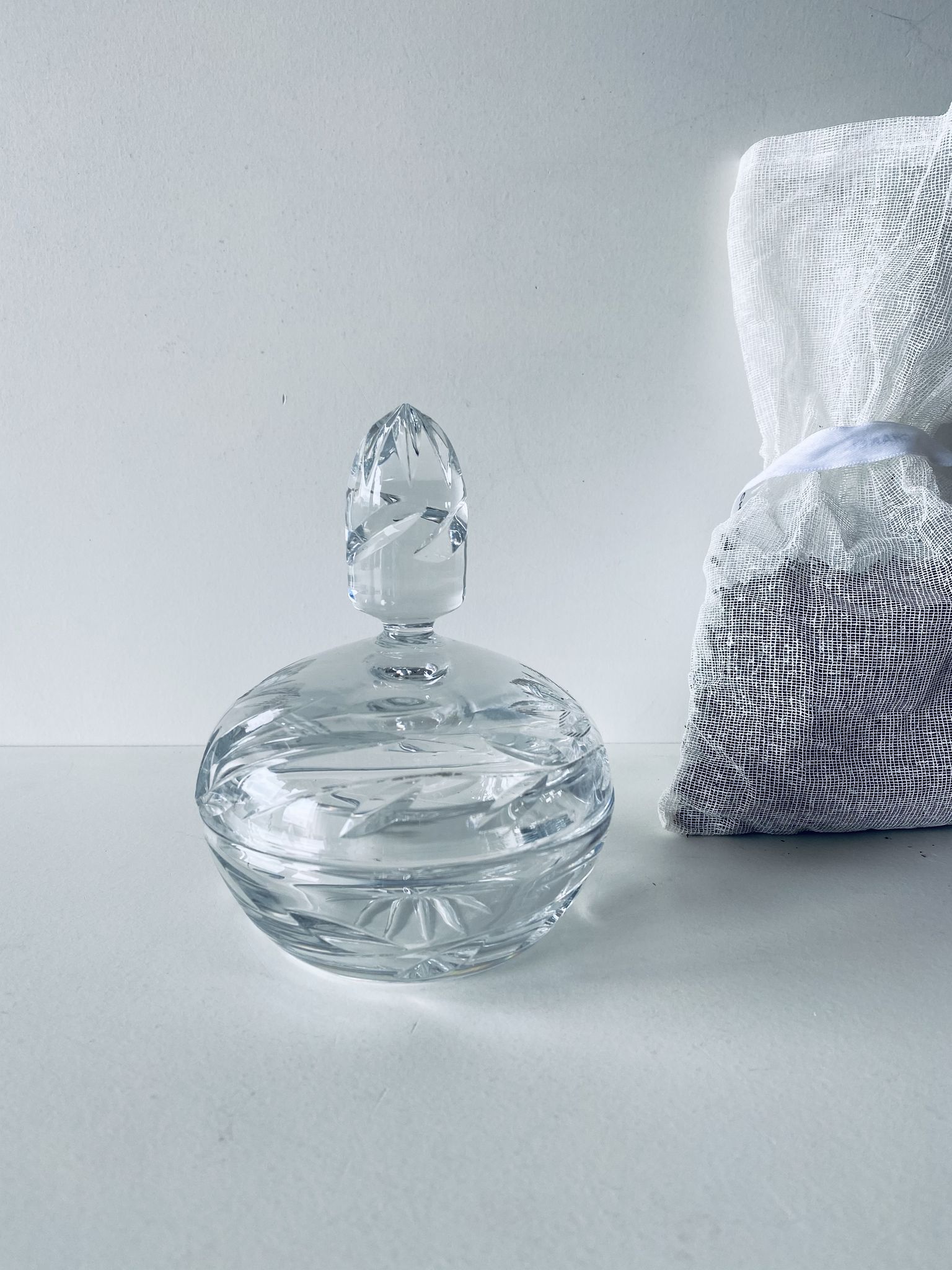 Cut crystal candy
