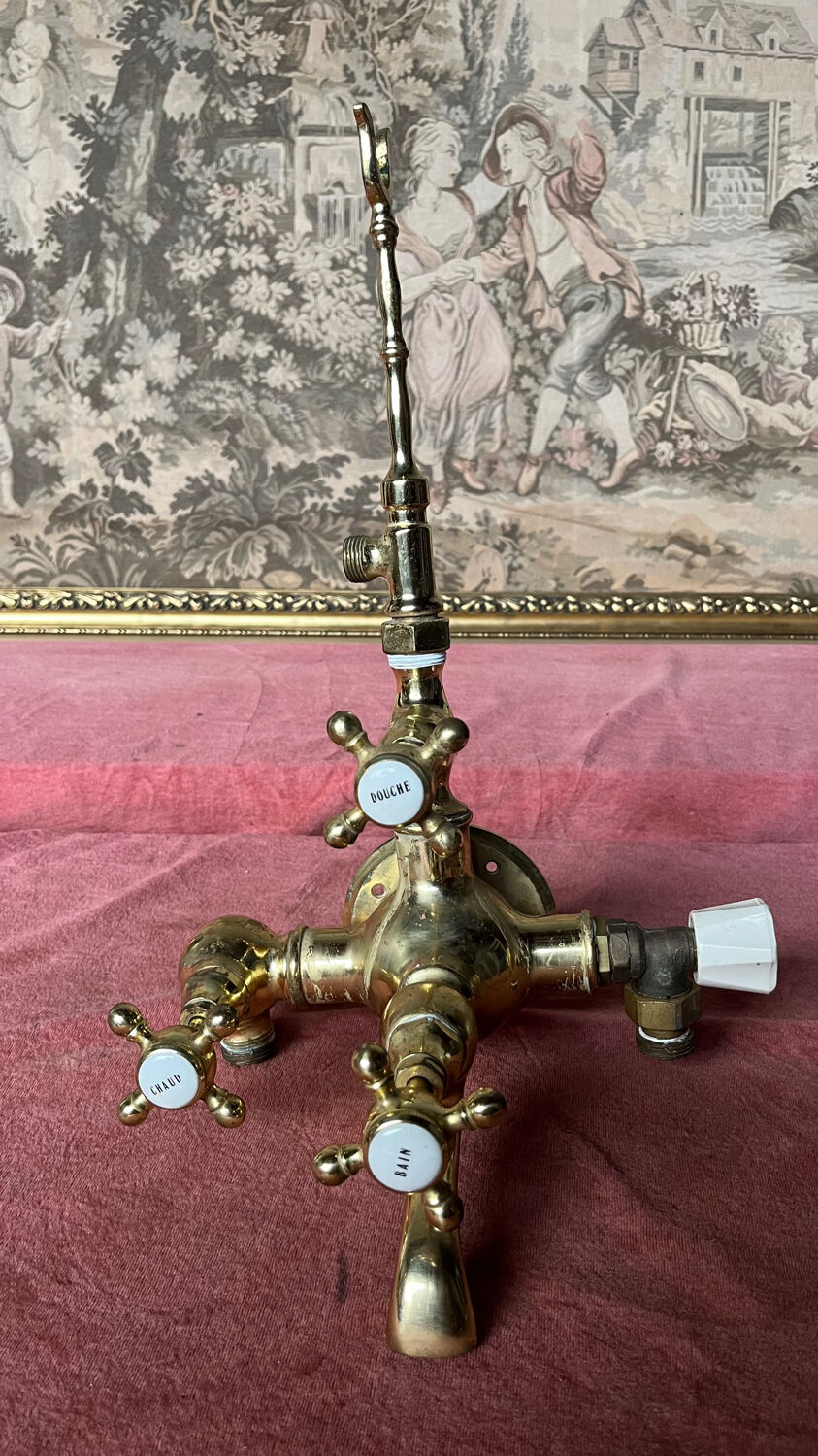 Robinet lavabo bronze doré  1900
