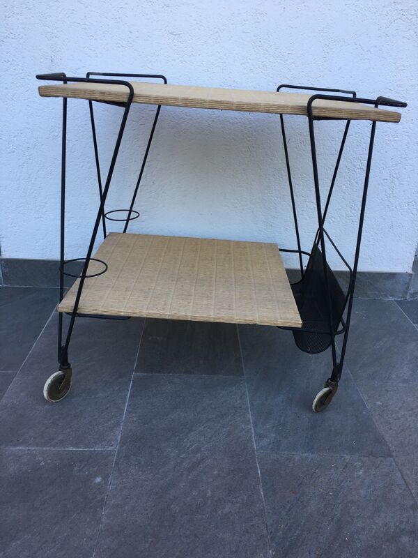 Desserte roulante à deux plateaux de Mathieu Matégot