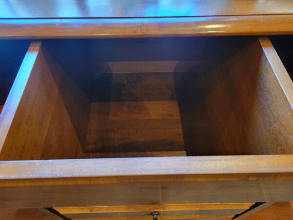 Table basse cocktail en merisier