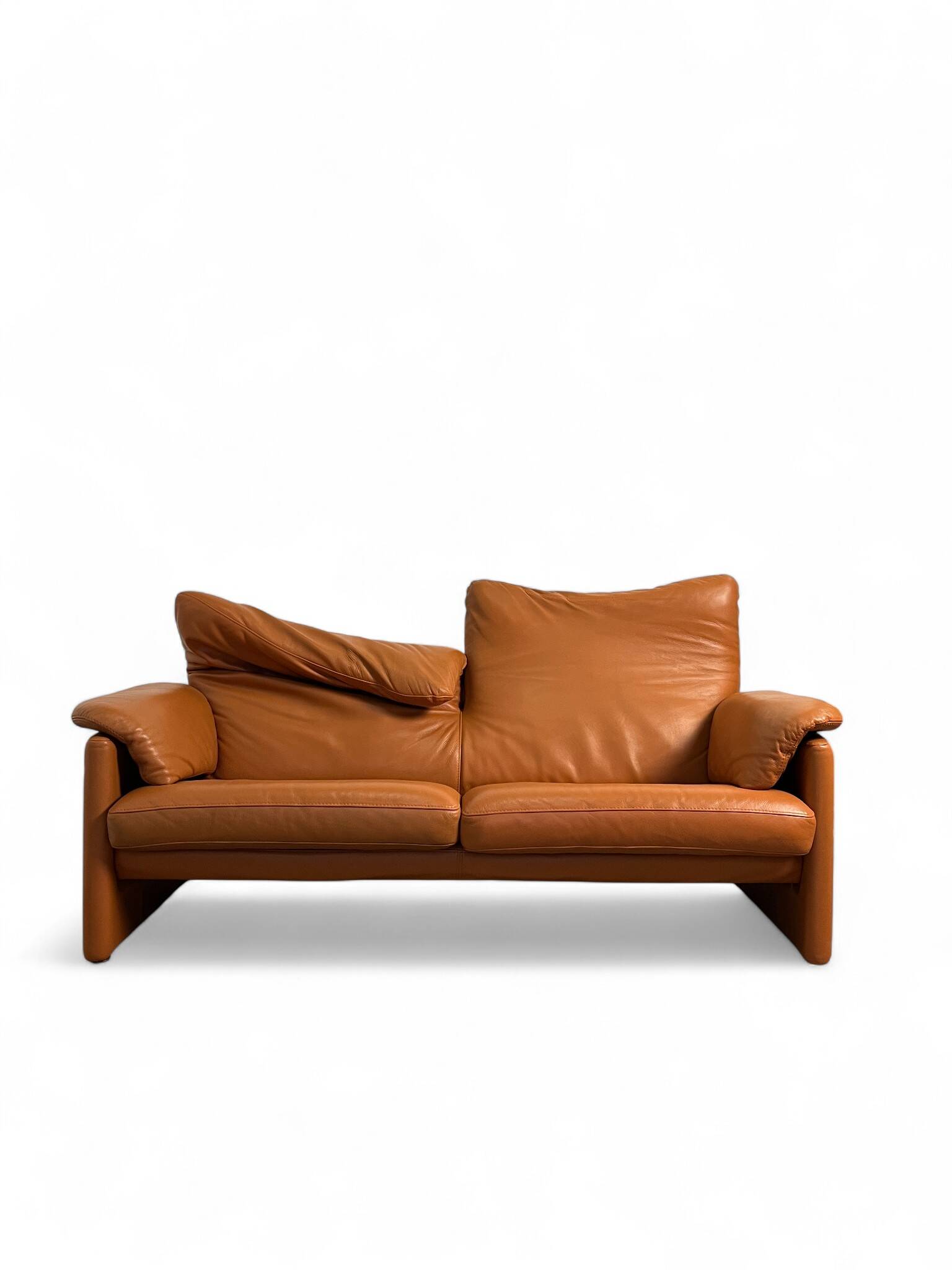 Maralunga Cassina style sofa in tan leather