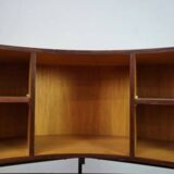 Bar en palissandre du milieu du XXe siècle avec tabourets de bar