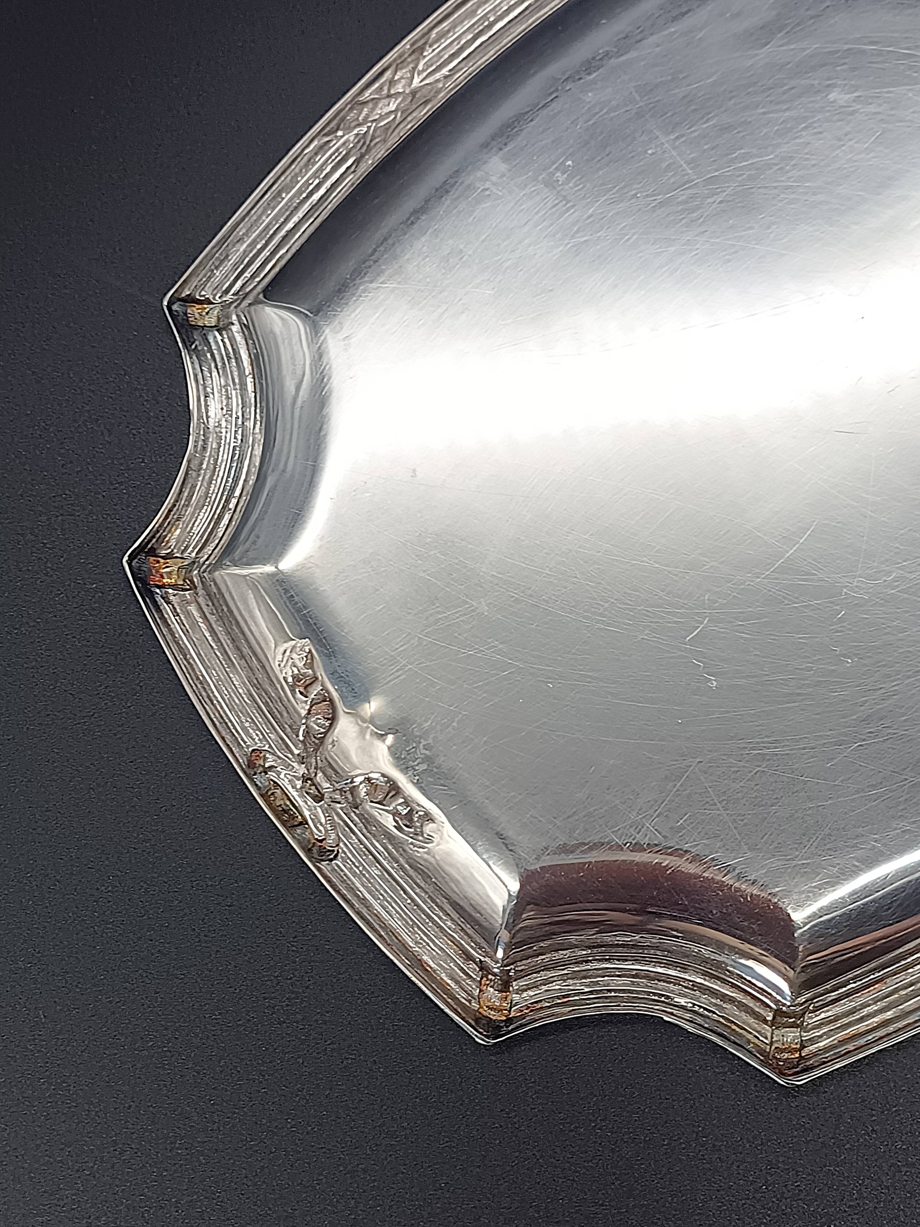 Refined small serving tray or rectangular catch-all with rounded corners.