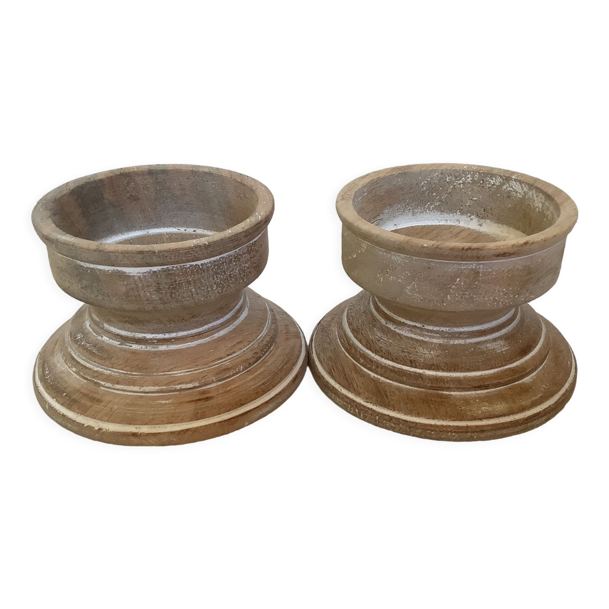 Pair of wooden candlesticks with a white effect