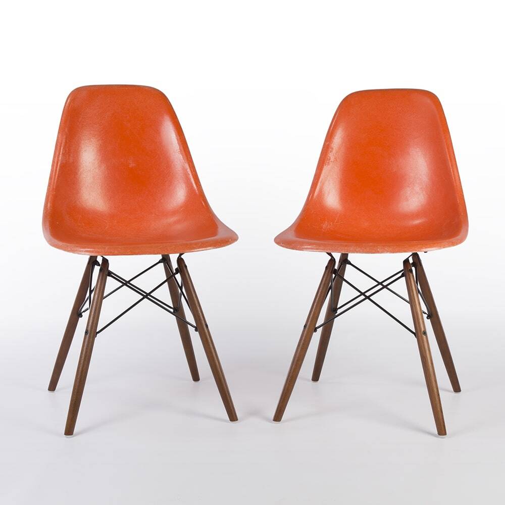 Paire orange (2) de chaises Herman Miller Original Vintage Eames DSW Side Shell