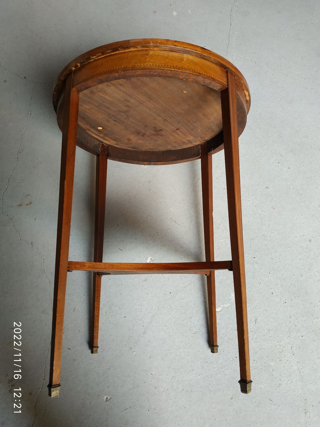 Louis XVI pedestal table
