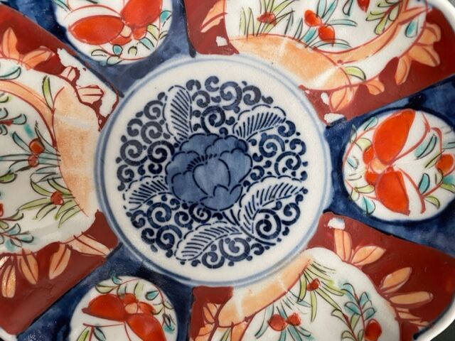 Duo of plates Imari porcelain nineteenth century.