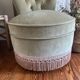 Fauteuil crapaud en velours