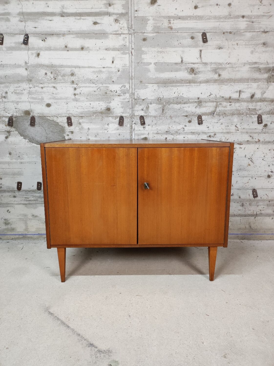 Vintage storage unit