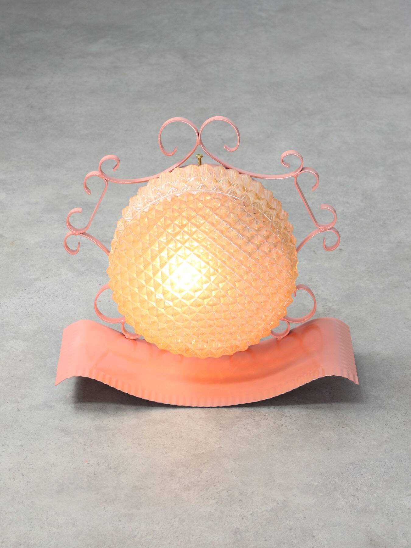 Mid-Century Intricate Italian Pink Wall Lamp, 1960s