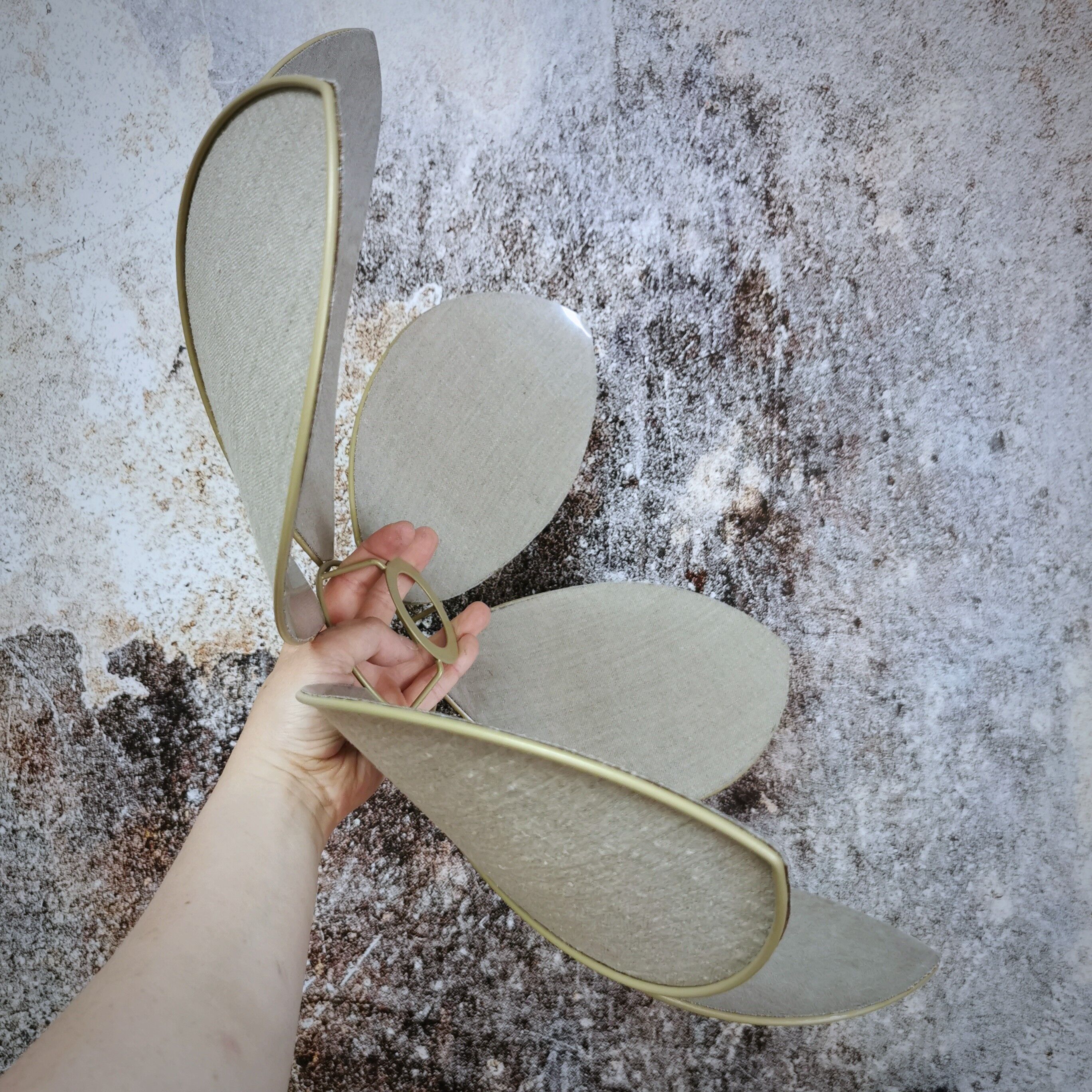 Set of 2 flower suspensions with petals