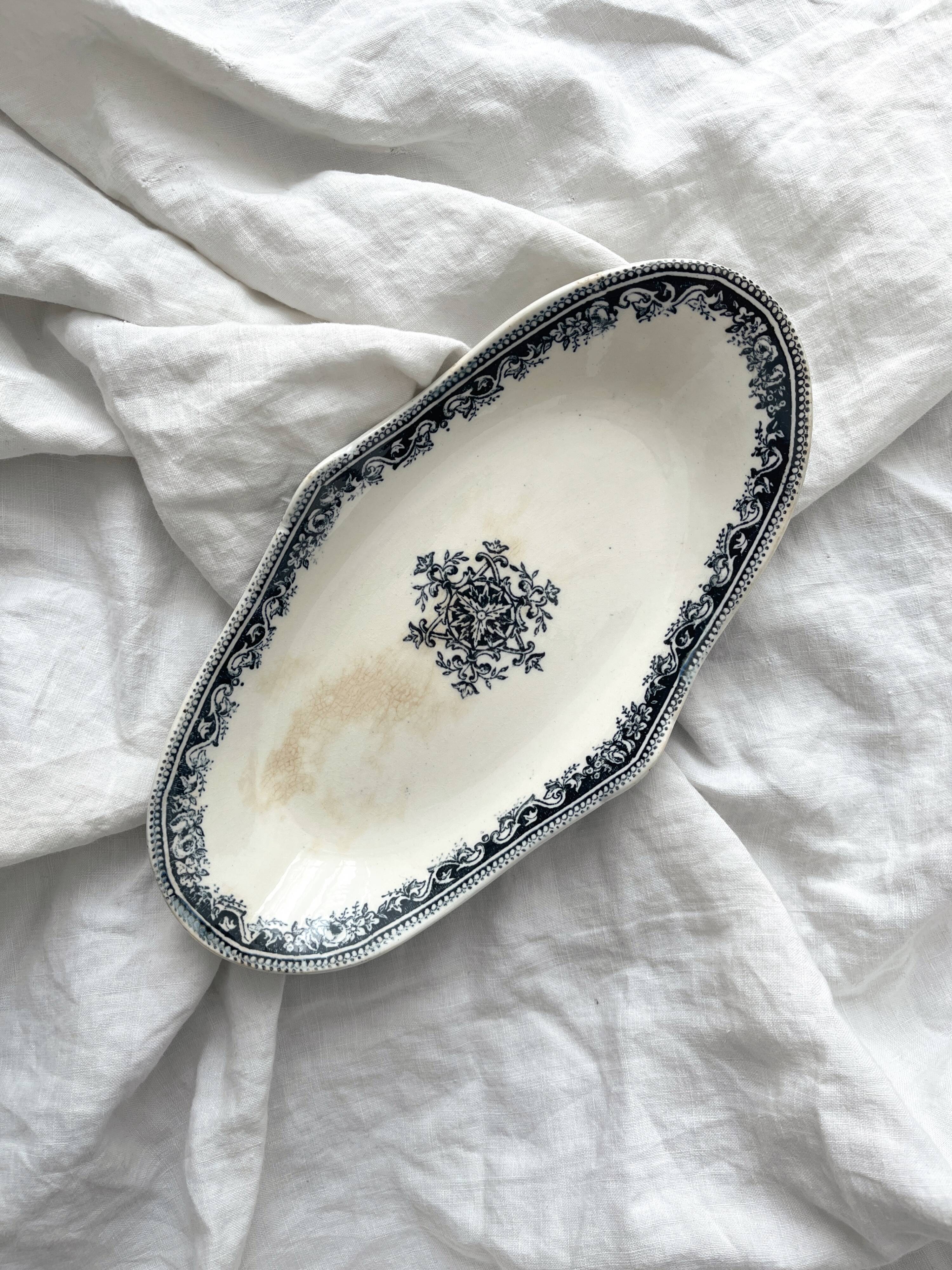 Ironware dish "Garlande Service" JVB Jules Vieillard Bordeaux