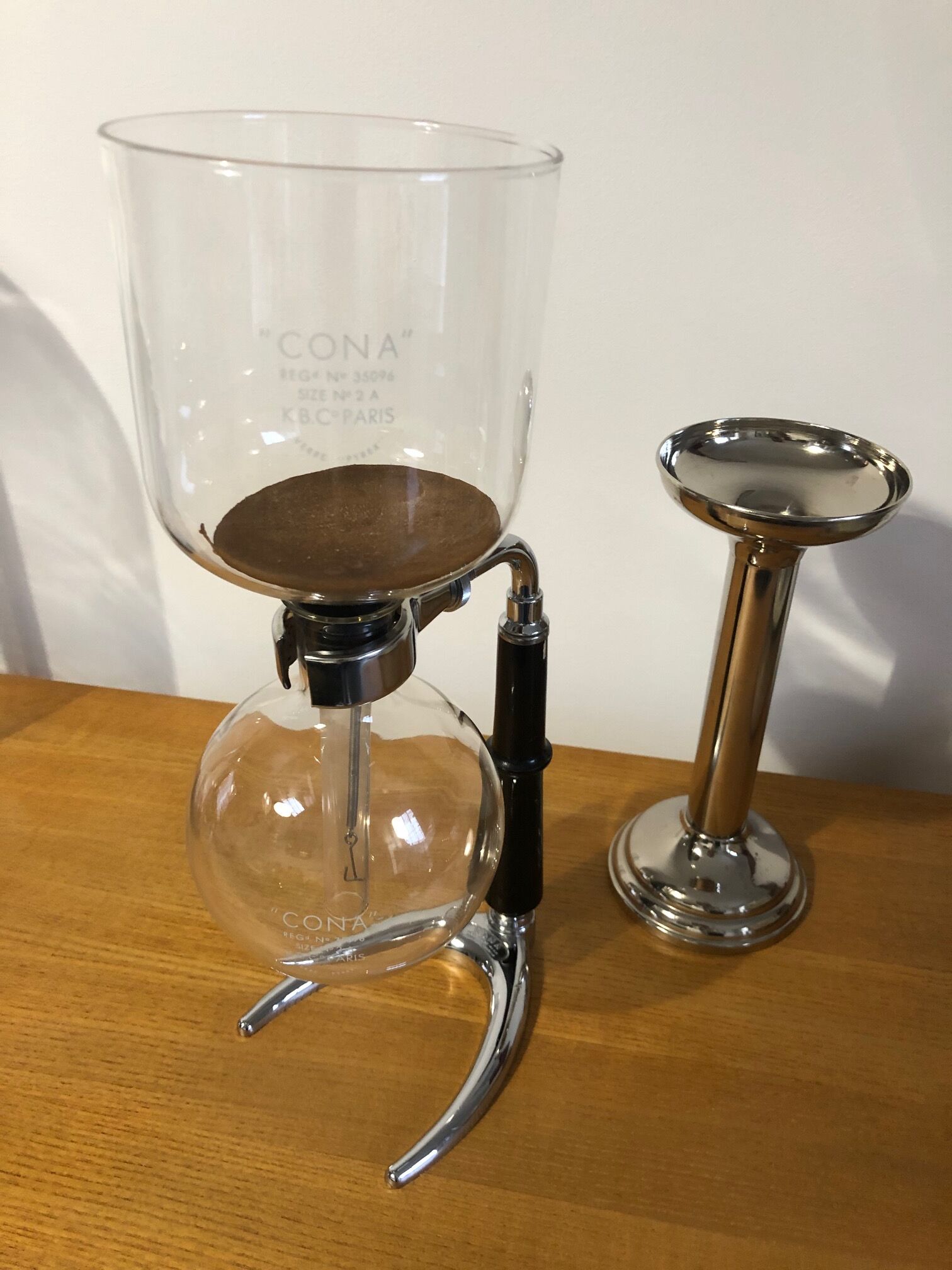 Cona coffee maker with vintage depression
