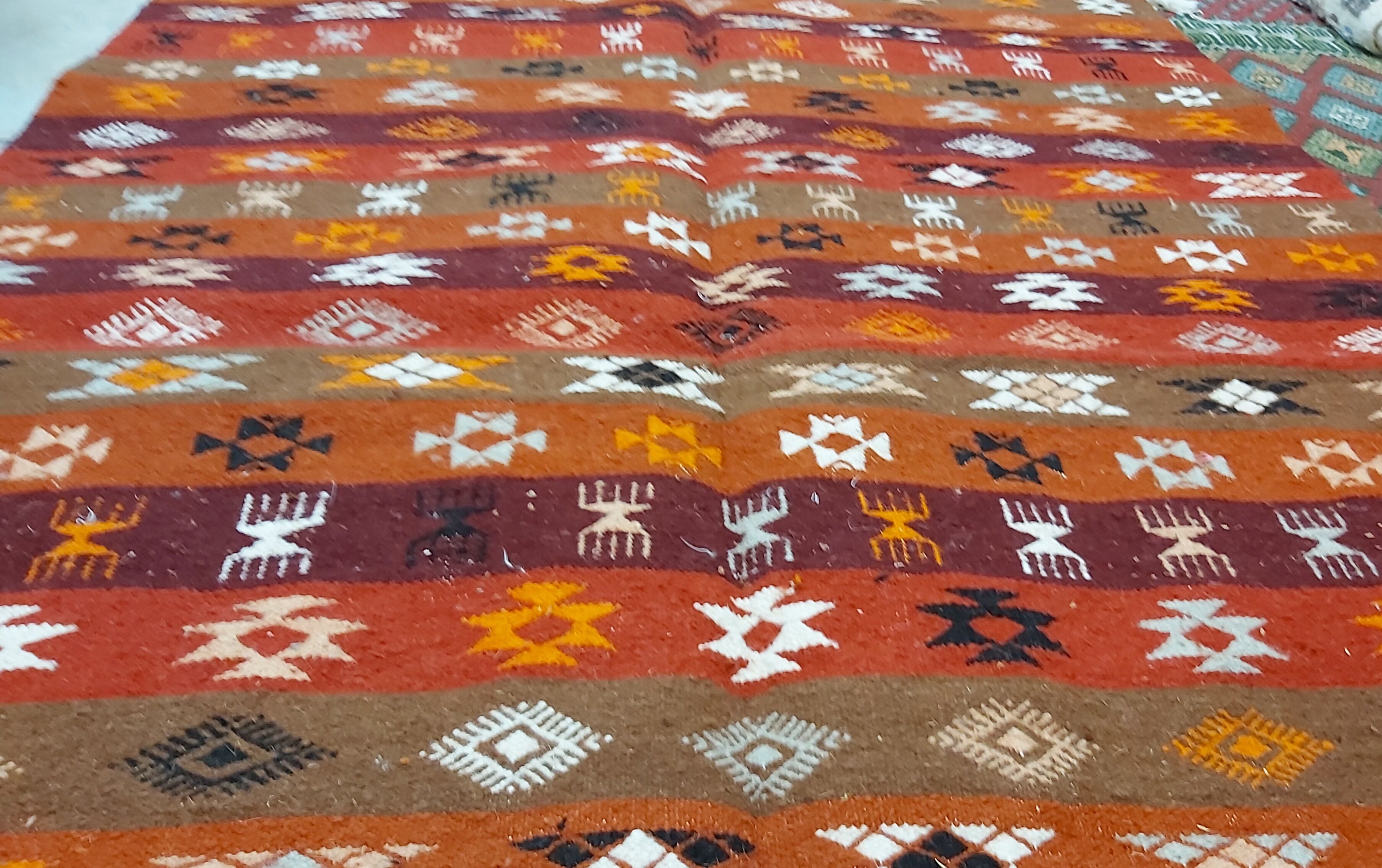 Traditional handmade Berber carpet 127x185cm