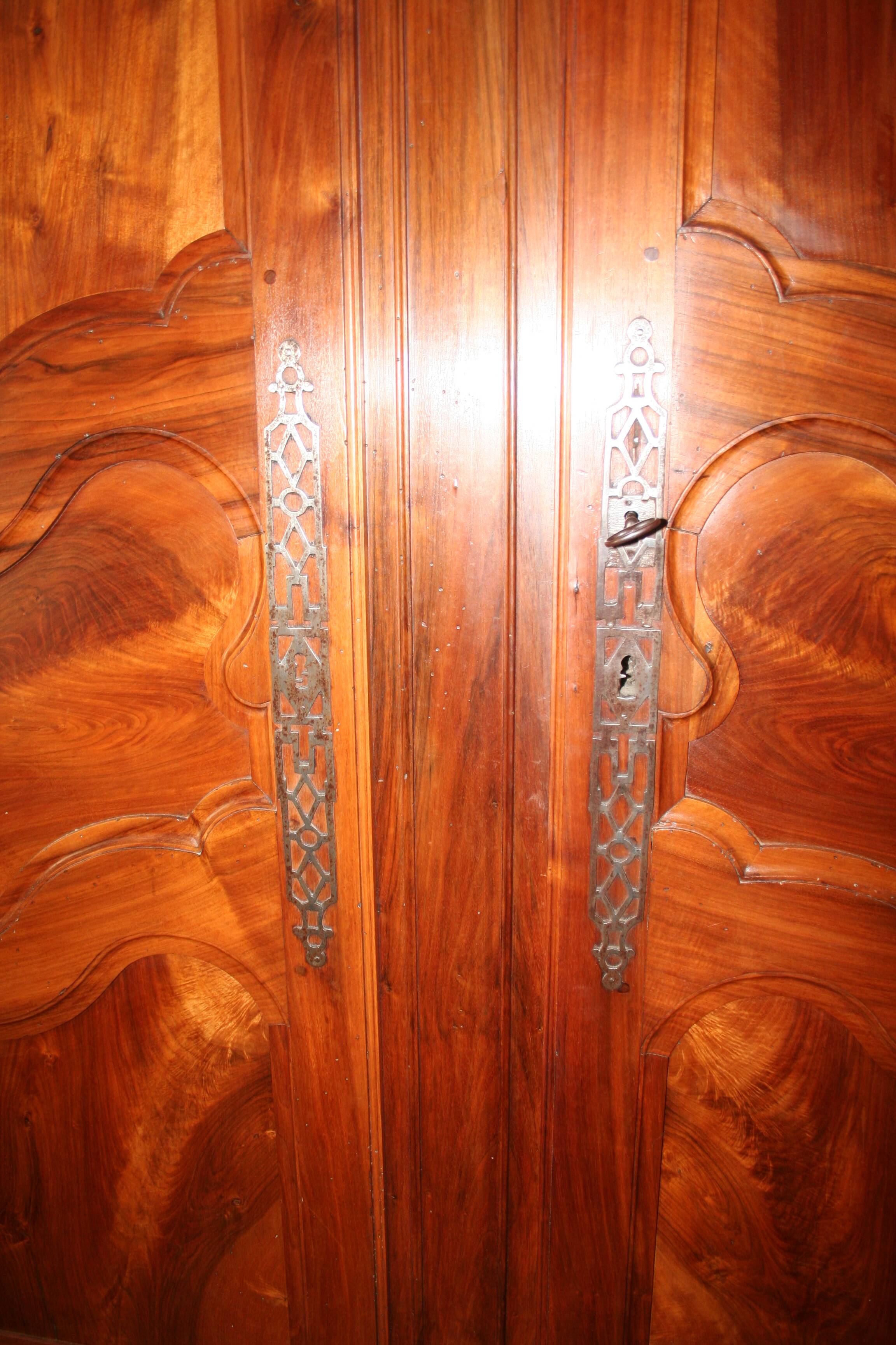 Provencal wedding wardrobe