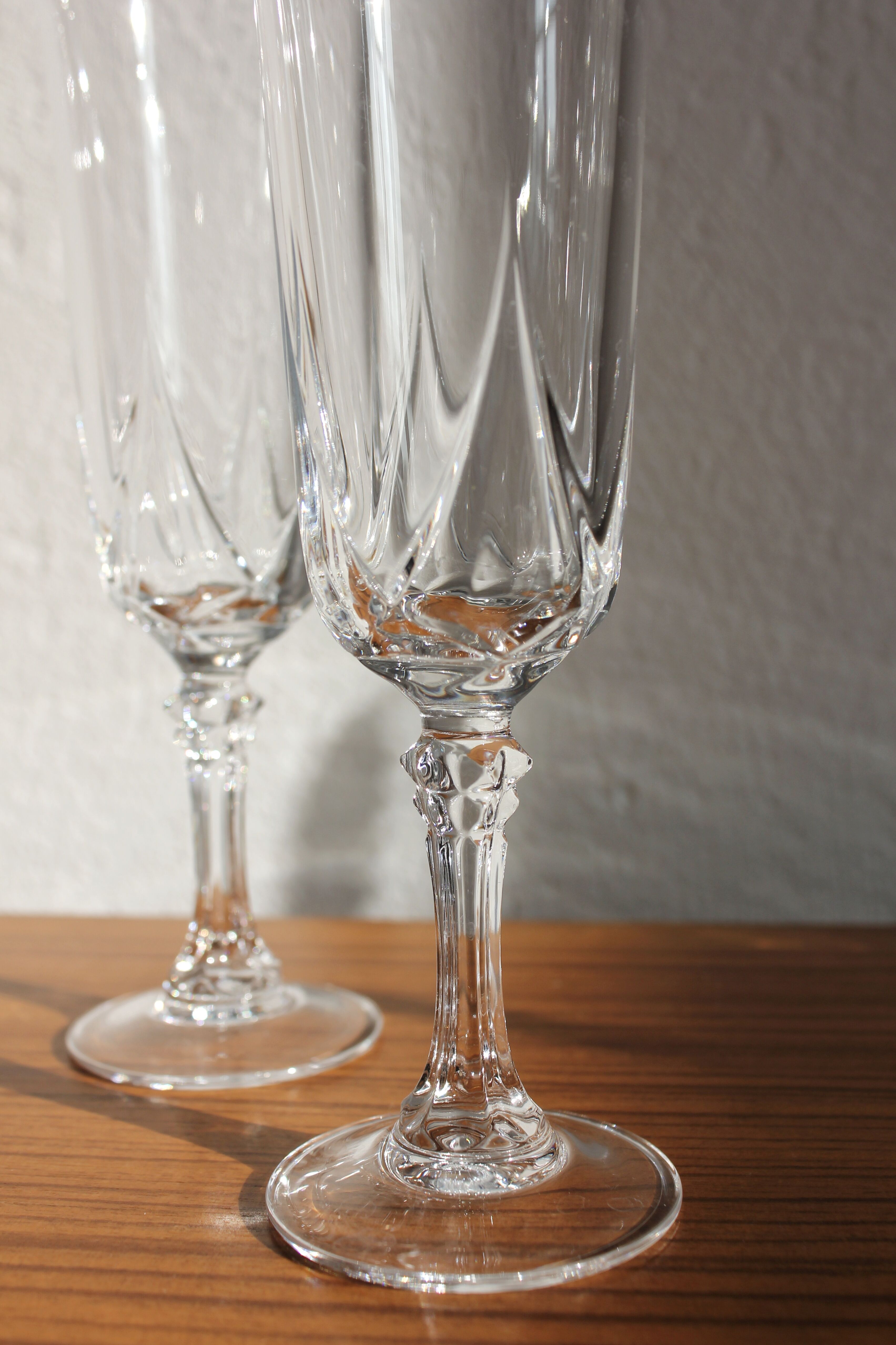 4 vintage champagne flutes in Arques crystal model "Auteuil"