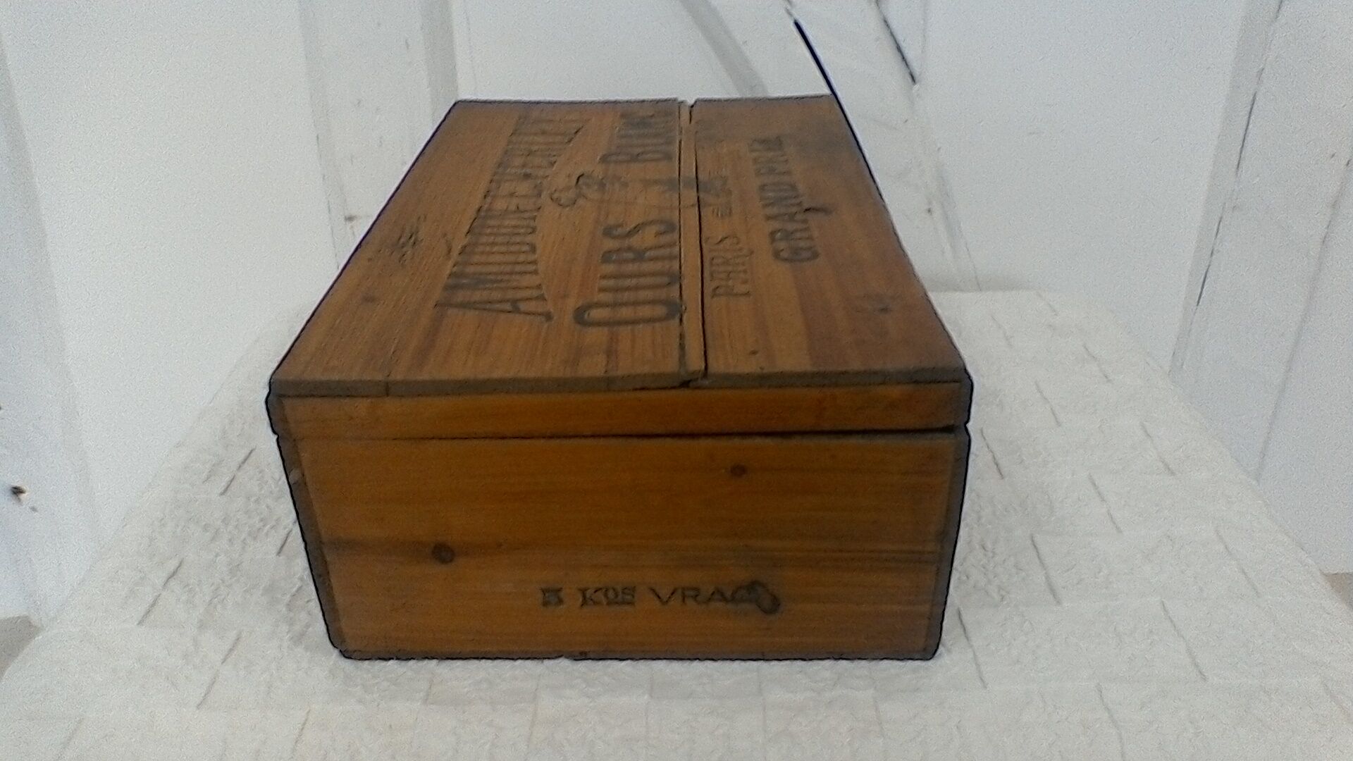 Storage box, wooden, vintage