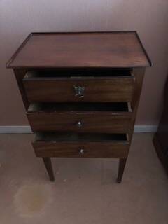 BEDSIDE TABLES