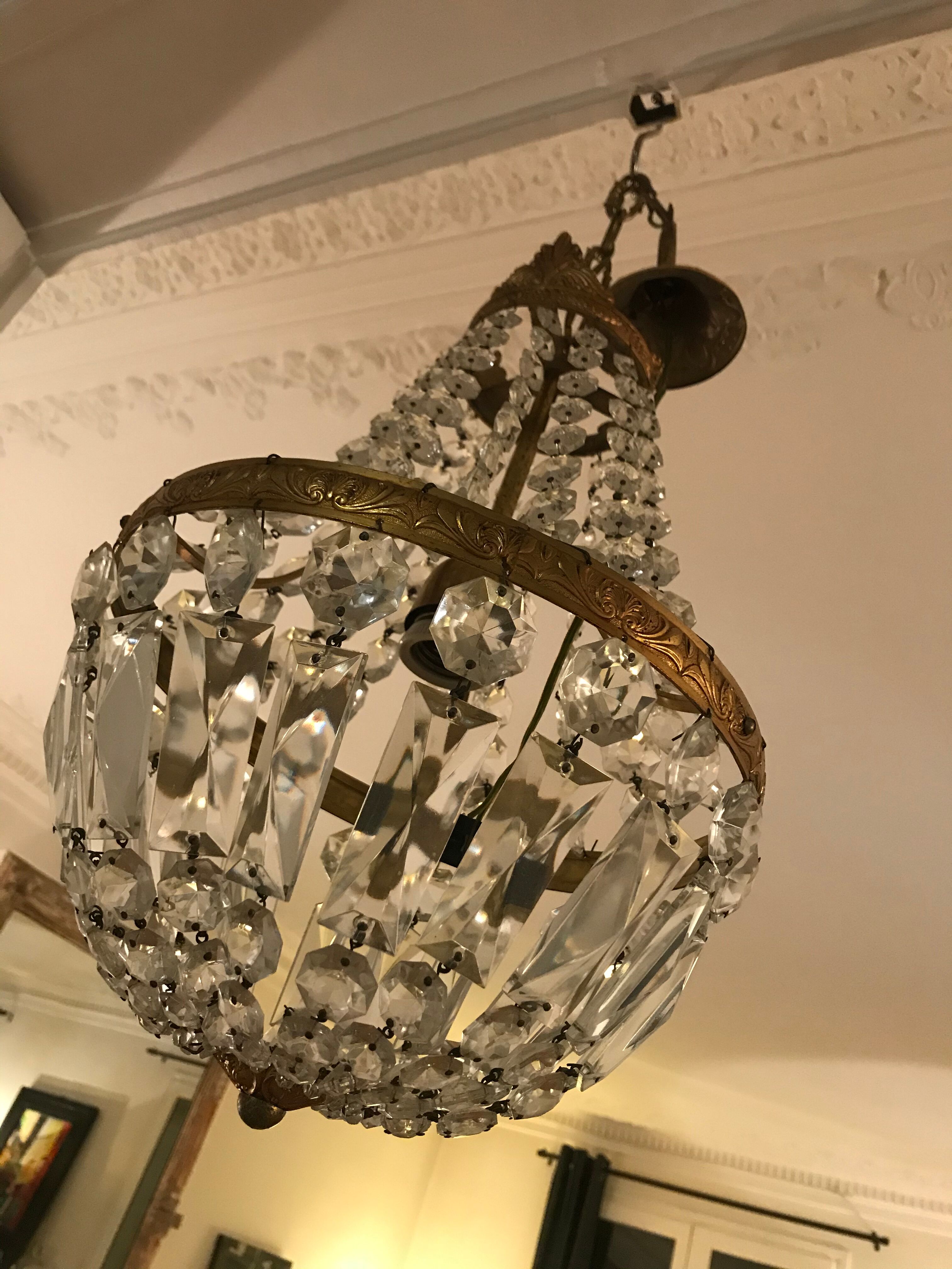 Lustre montgolfière à pampilles laiton et verre
