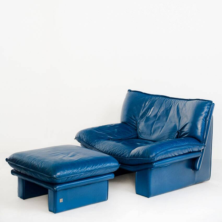 Vintage blue leather armchair and pouf by Nicoletti Salotti - Italy 80s