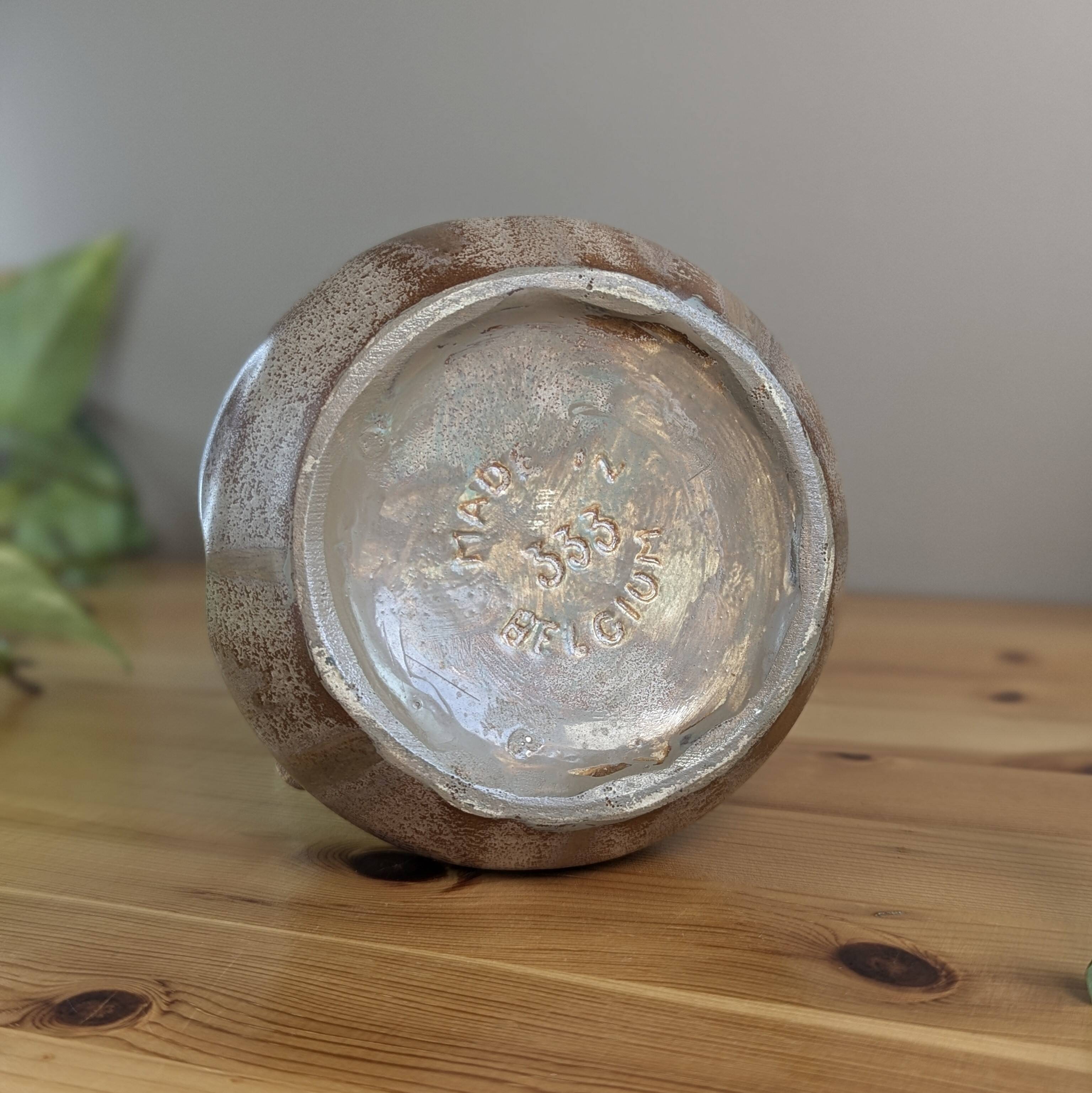 Belgium 4-sided neck ball vase
