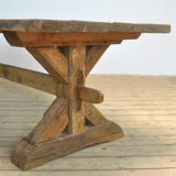 Pine farmers table