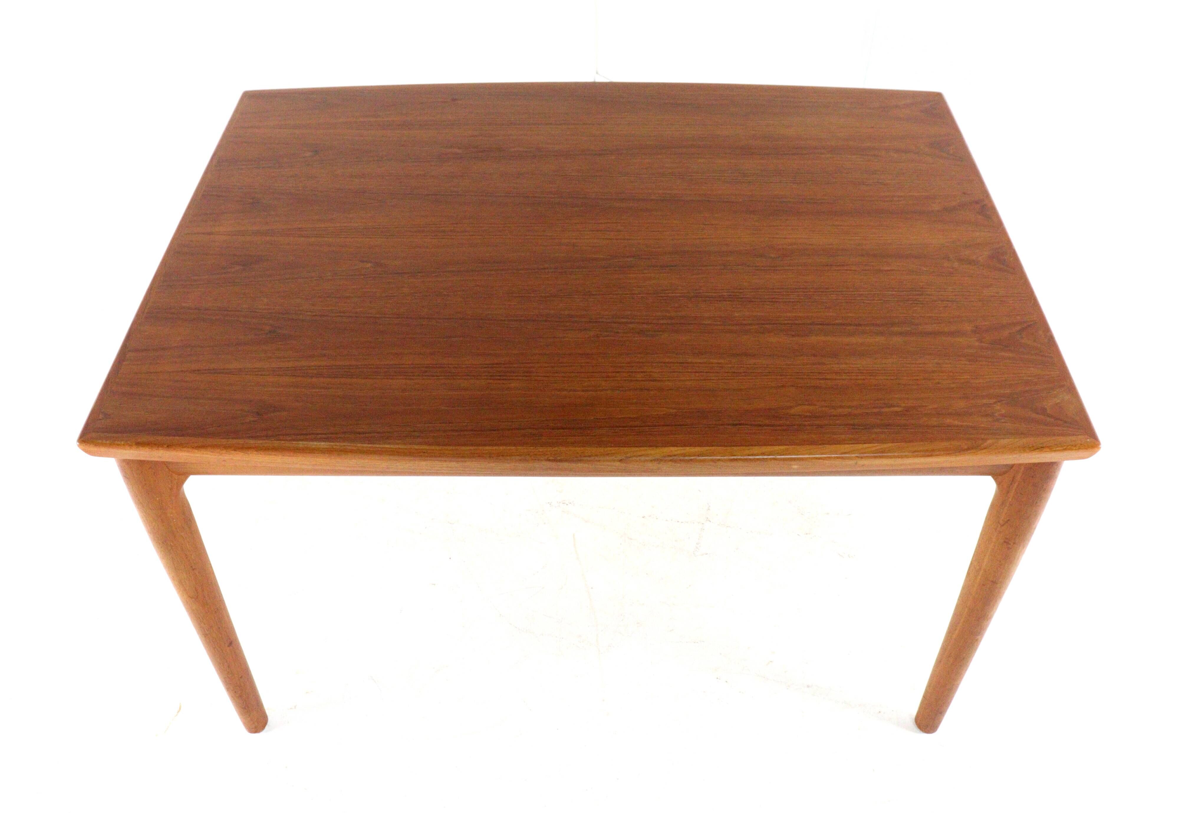 Table à manger danoise rectangulaire extensible 'Lendum'