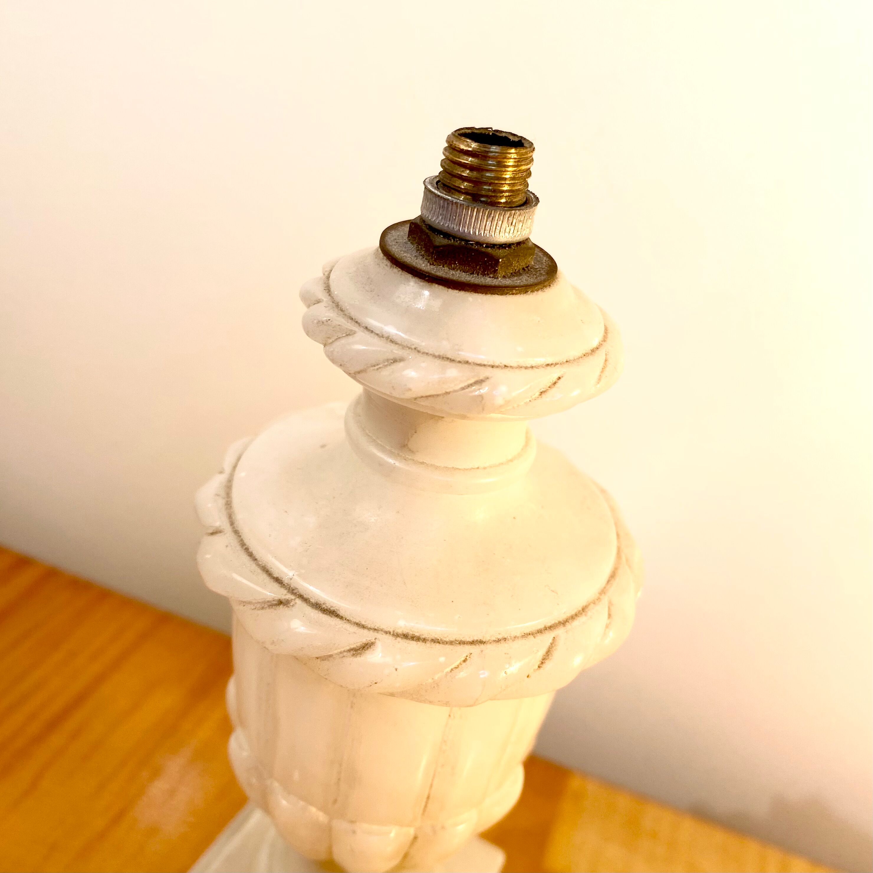 Classic style white alabaster lamp foot